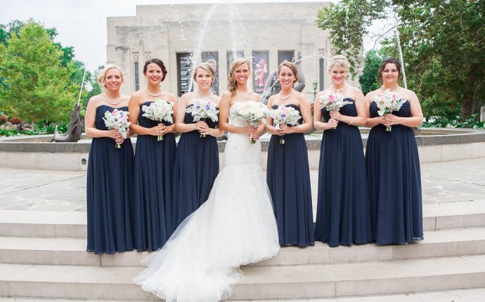 Colors for August Weddings